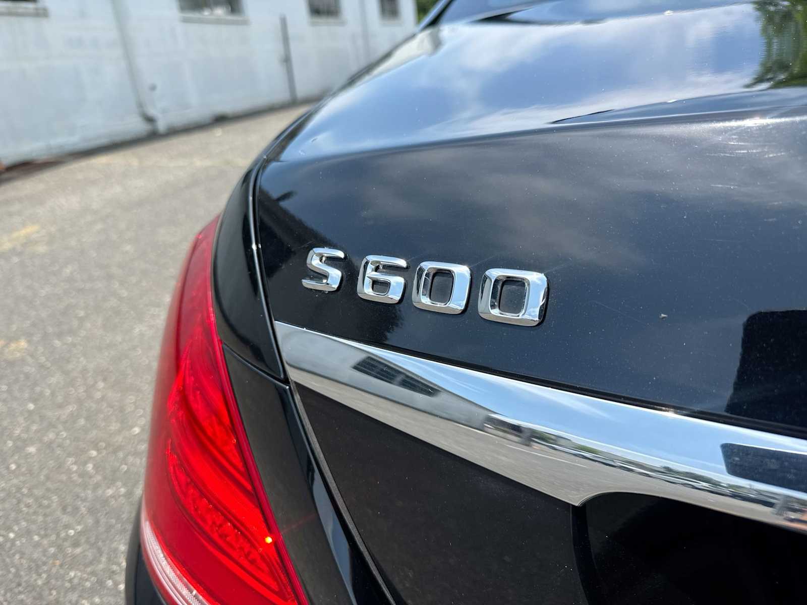 Thumbnail: 2015 Mercedes-Benz S-Class - 18