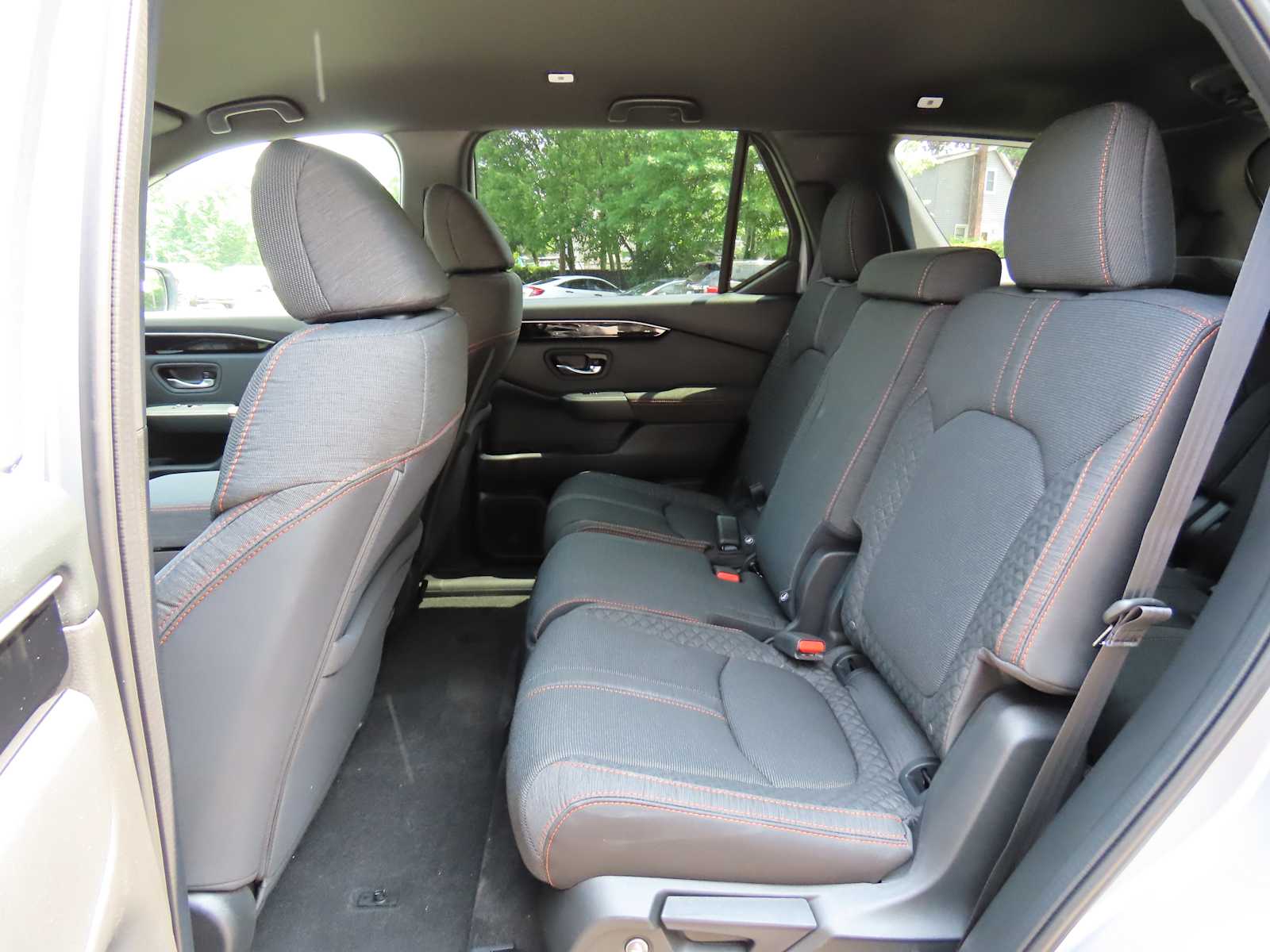 Thumbnail: 2025 Honda Pilot - 13