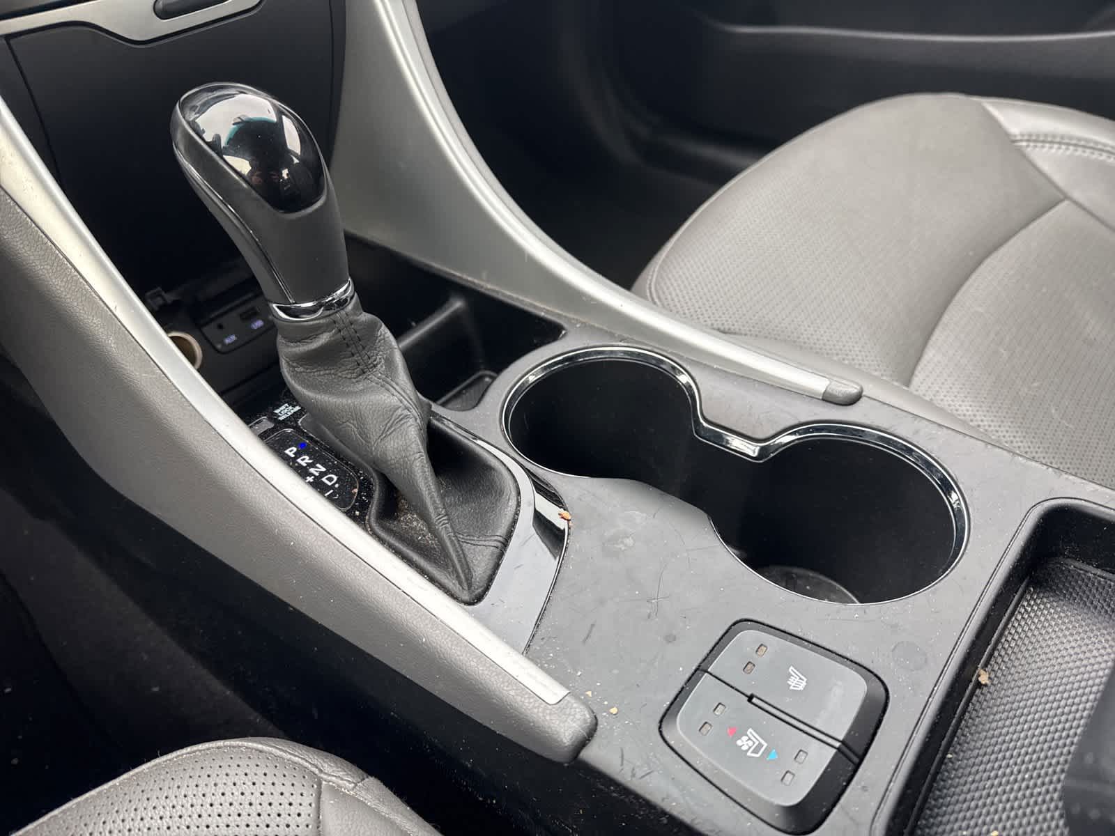 Thumbnail: 2014 Hyundai Sonata - 17