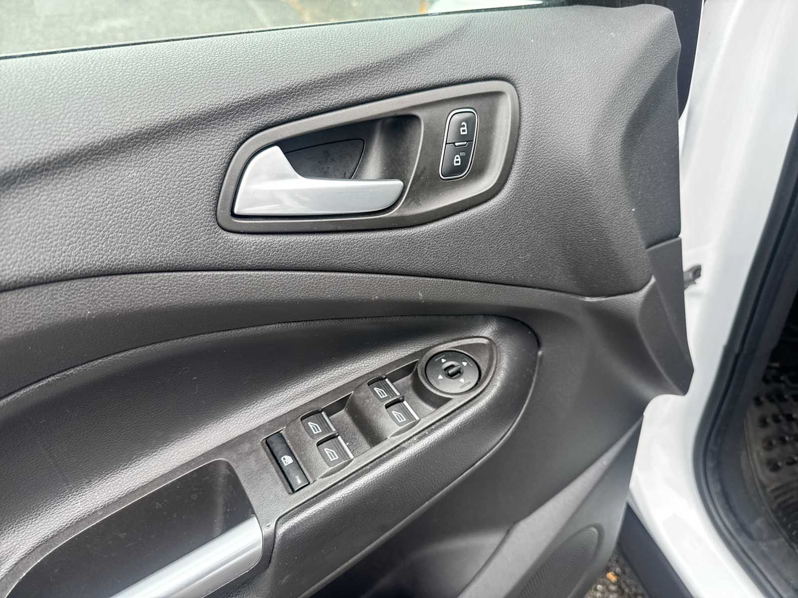 Thumbnail: 2019 Ford Escape - 22