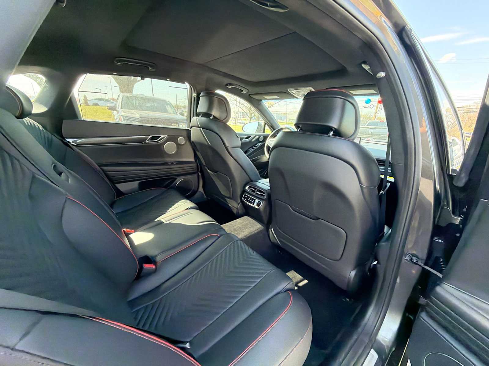 Thumbnail: 2023 Genesis G80 - 14