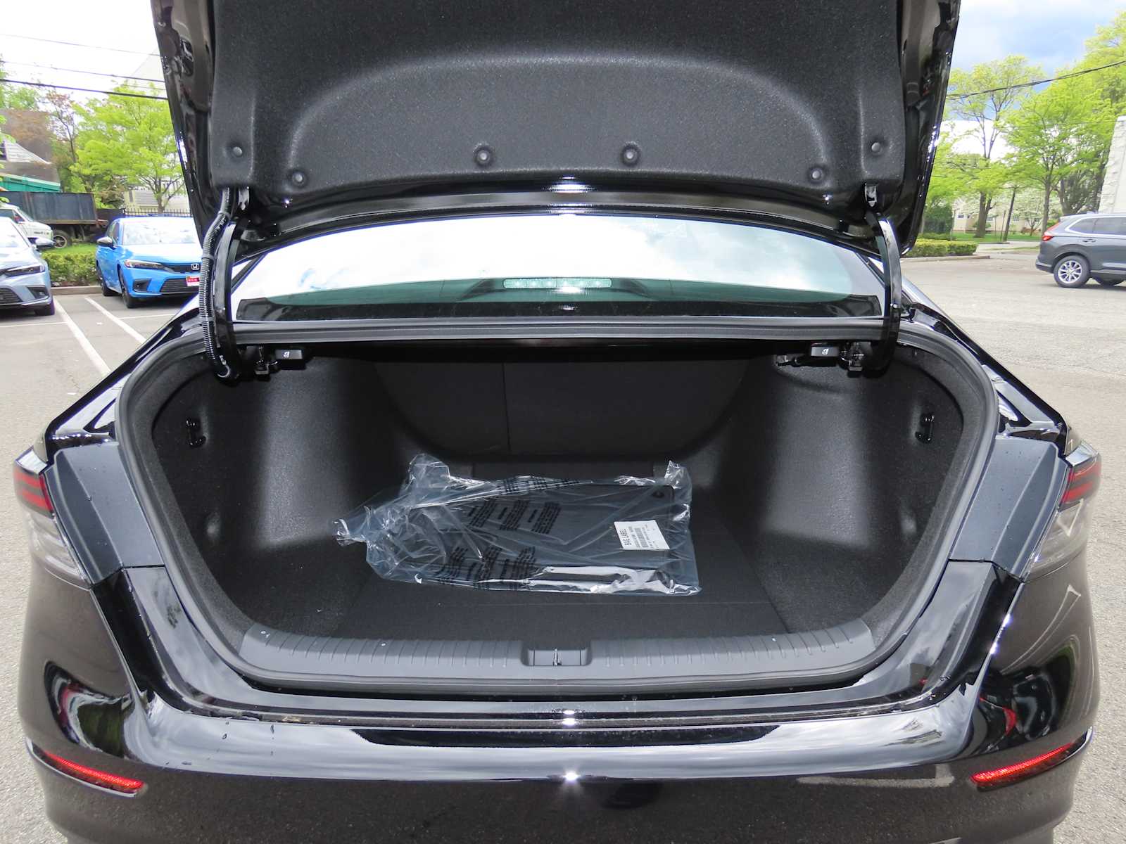 Thumbnail: 2025 Honda Accord - 11