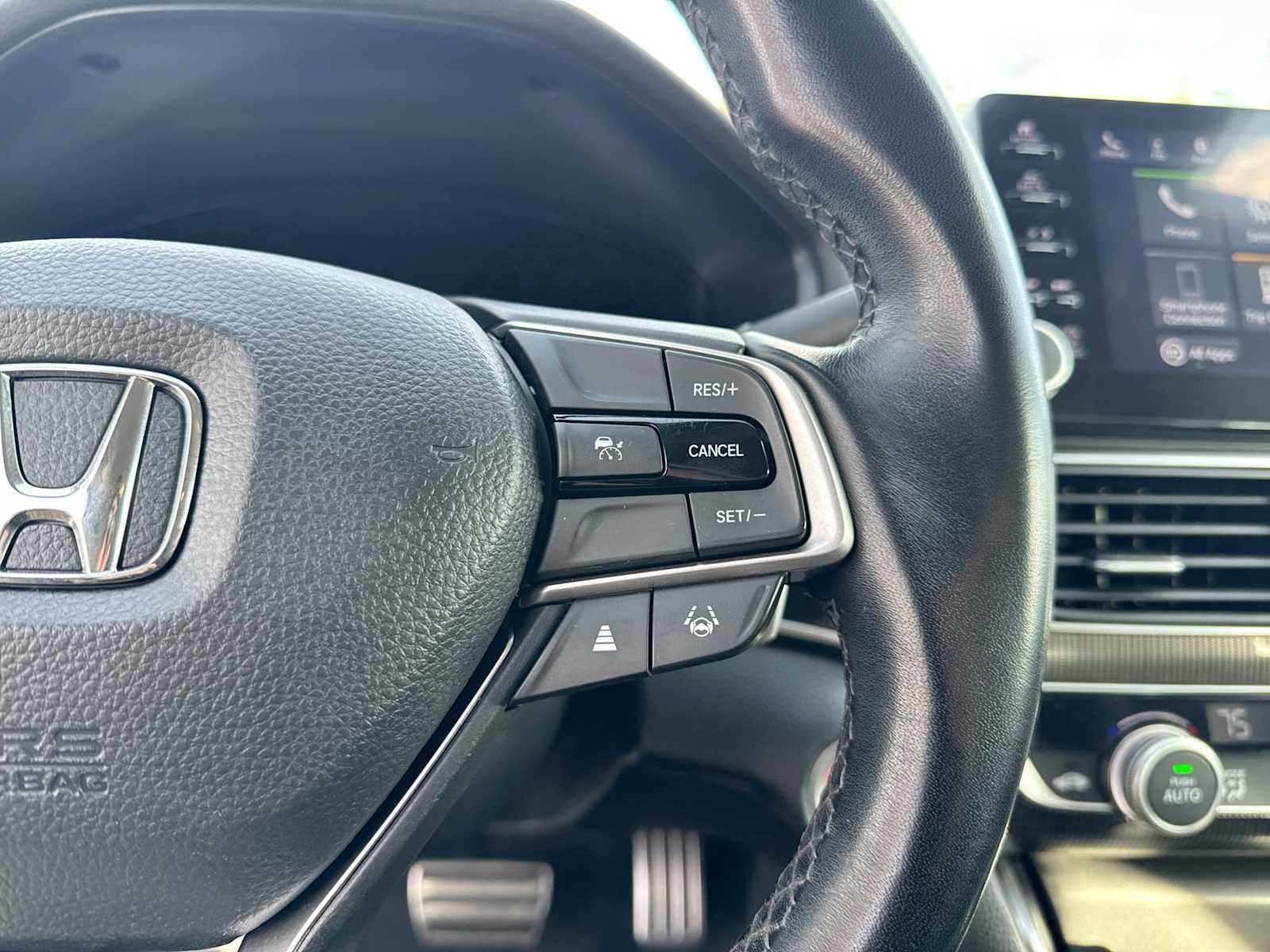 Thumbnail: 2022 Honda Accord - 25