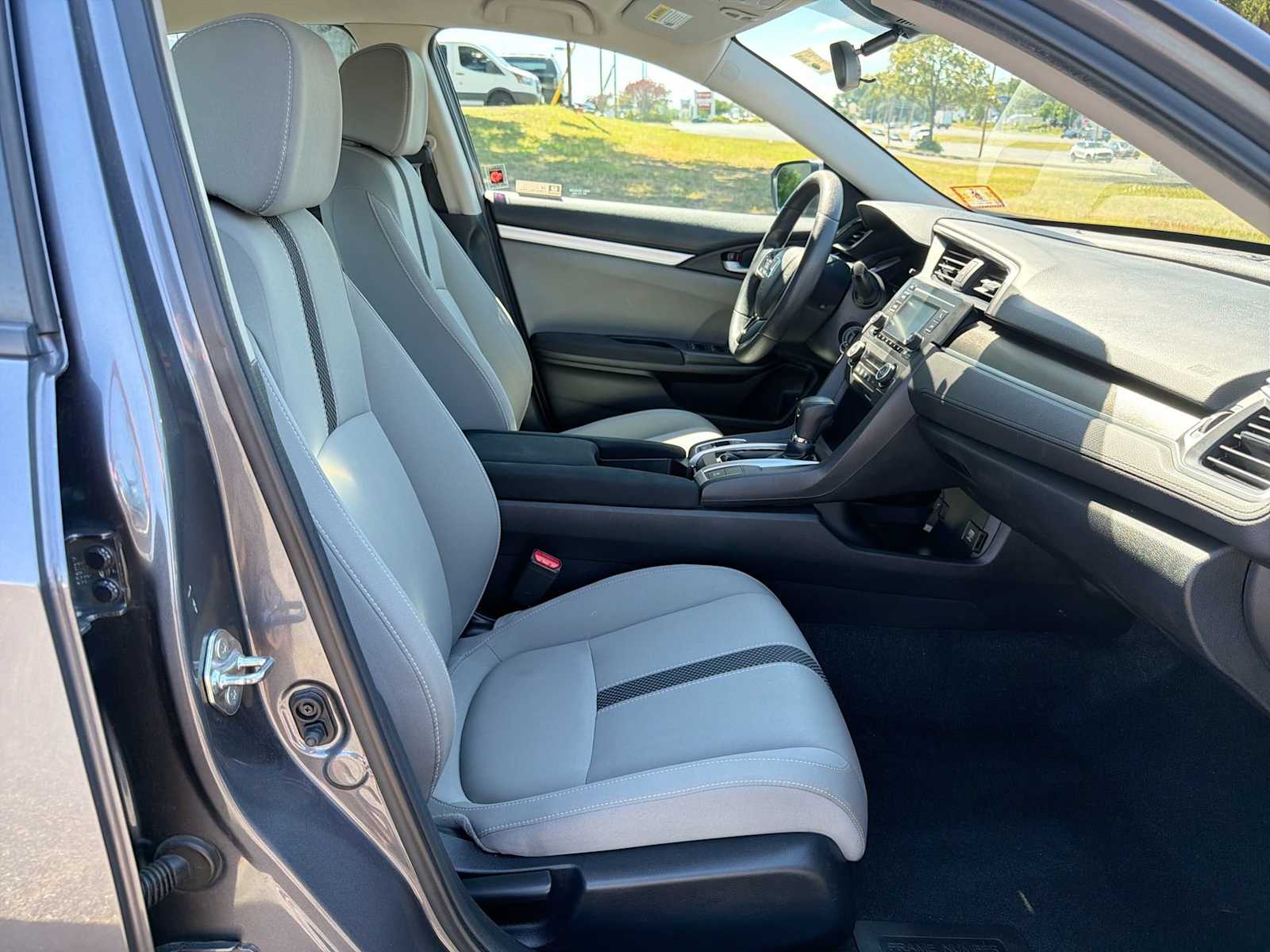 Thumbnail: 2019 Honda Civic - 15