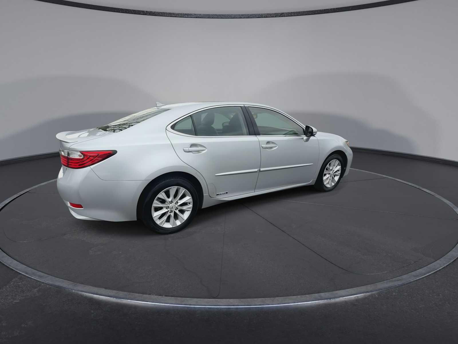 Thumbnail: 2013 Lexus ES - 8