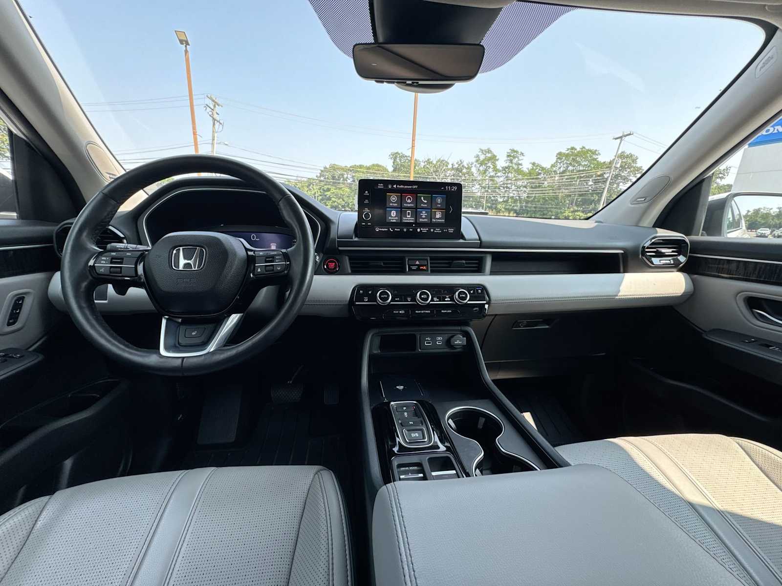 Thumbnail: 2023 Honda Pilot - 20