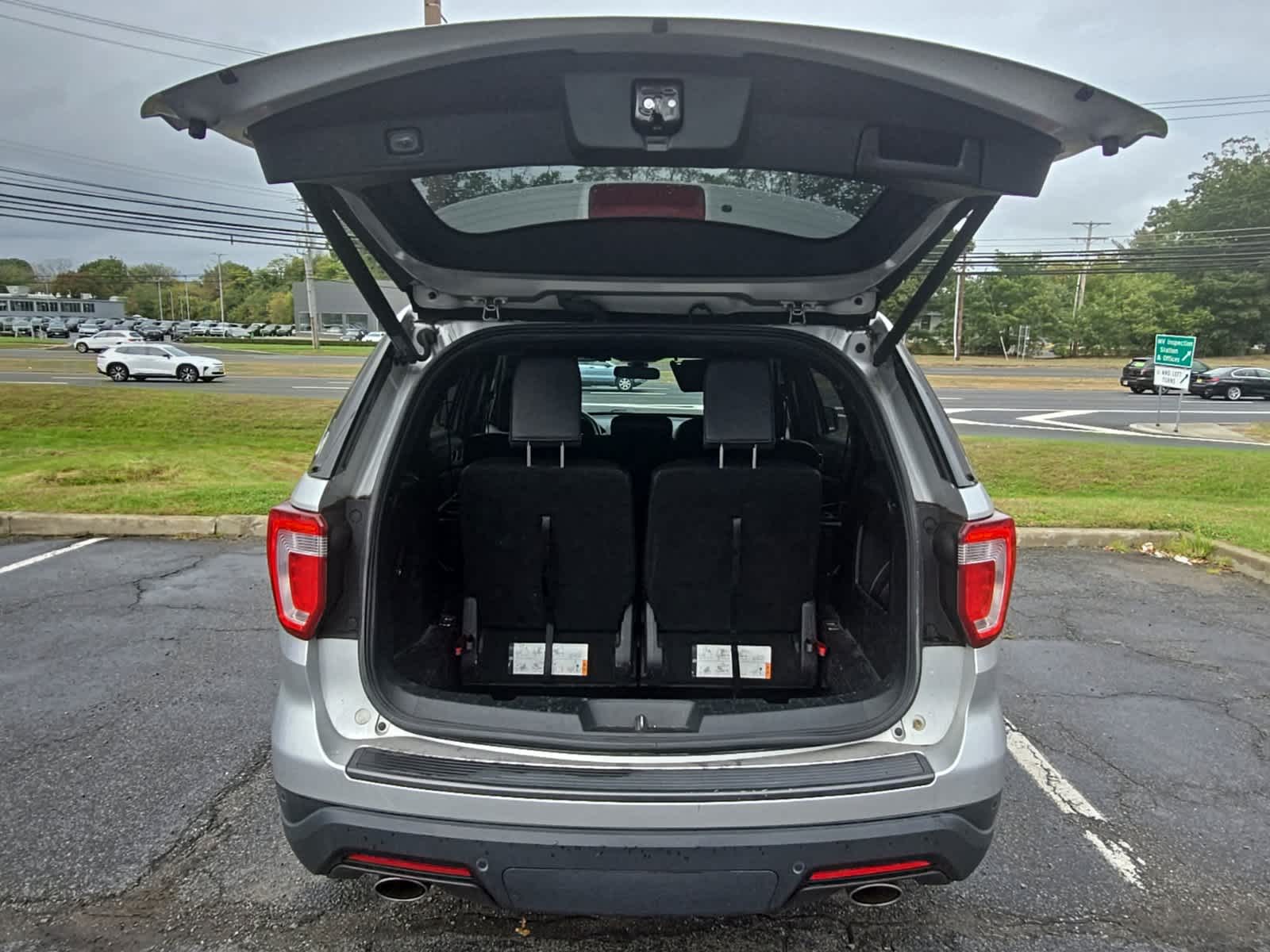 Thumbnail: 2019 Ford Explorer - 15