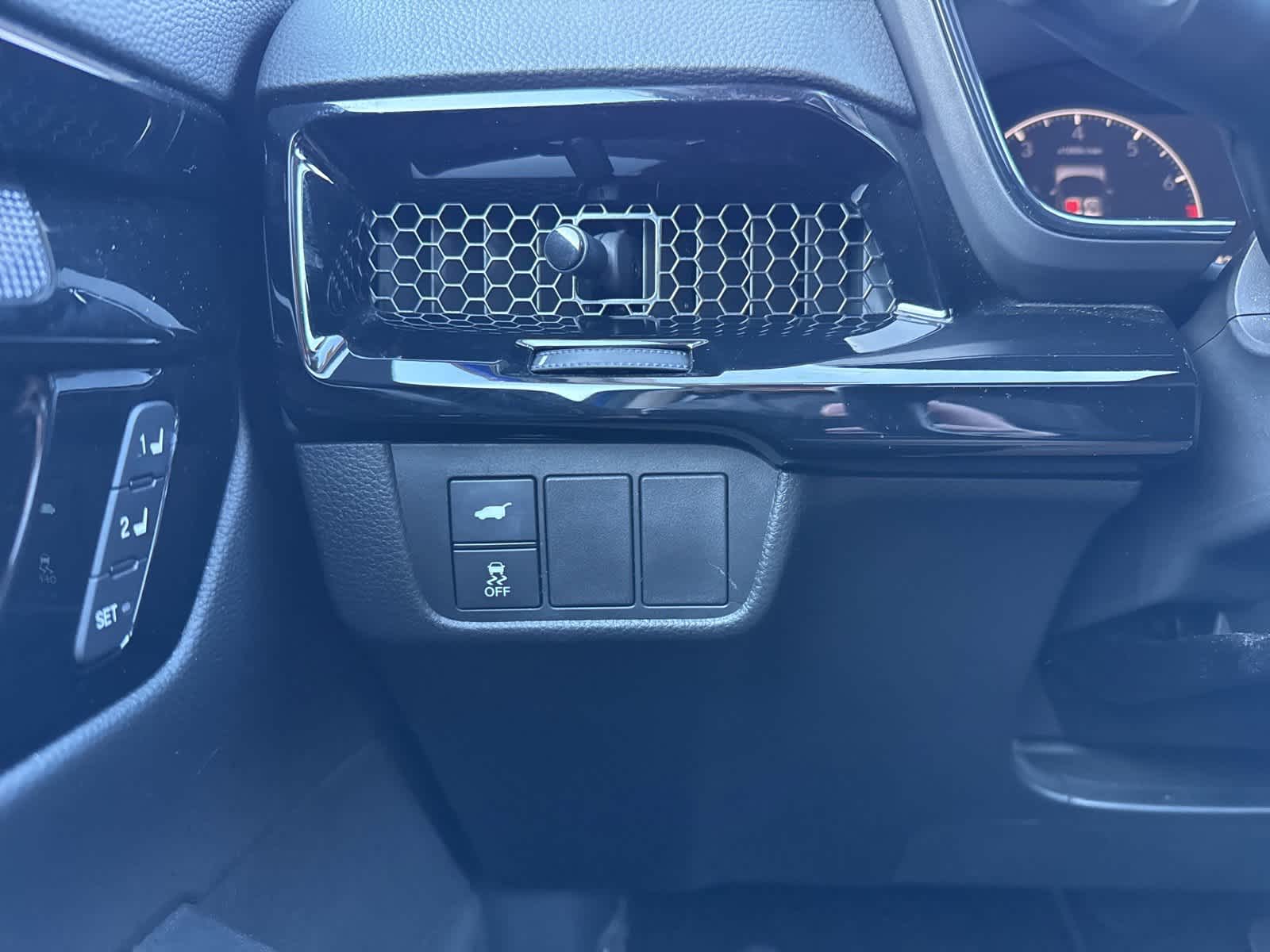 Thumbnail: 2023 Honda CR-V - 20