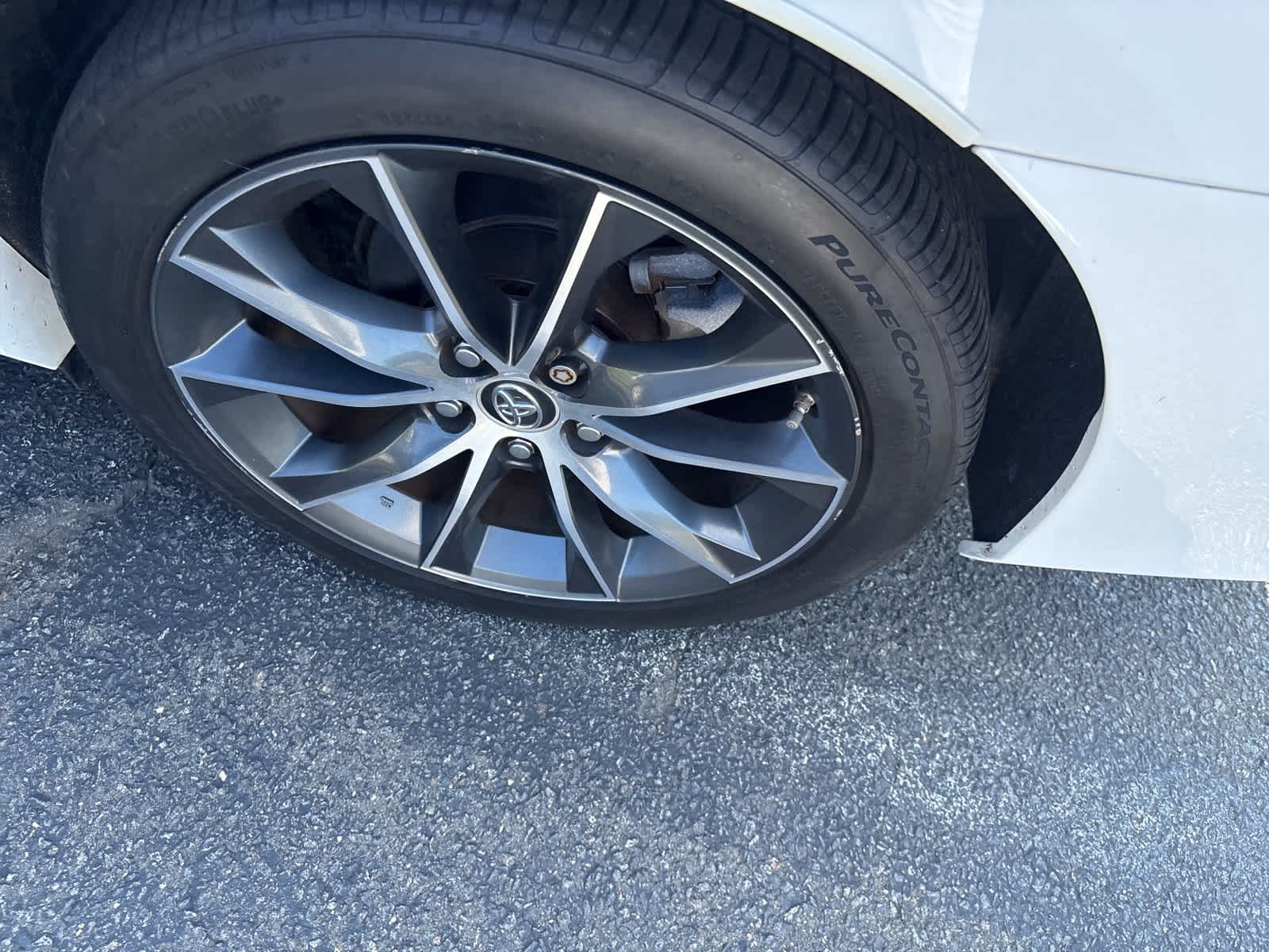 Thumbnail: 2015 Toyota Camry - 6
