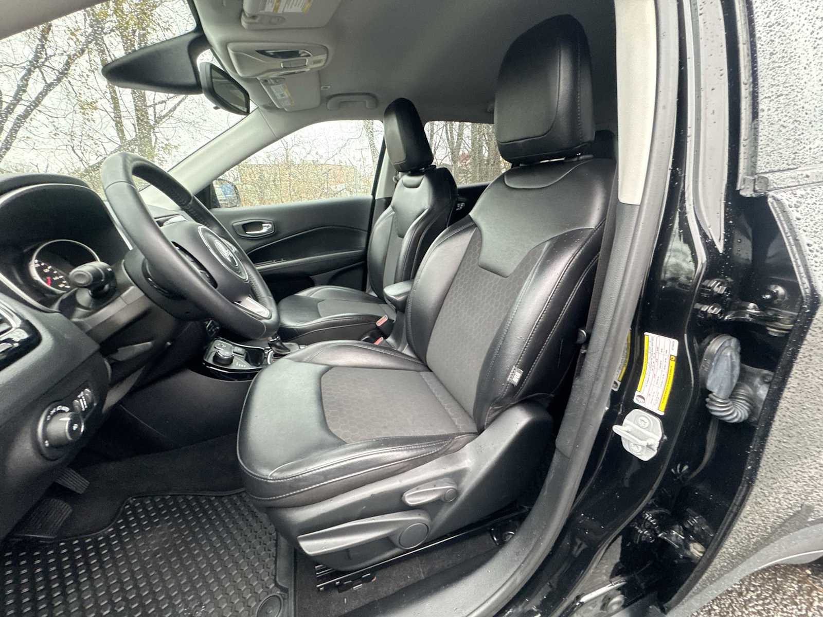 Thumbnail: 2019 Jeep Compass - 20