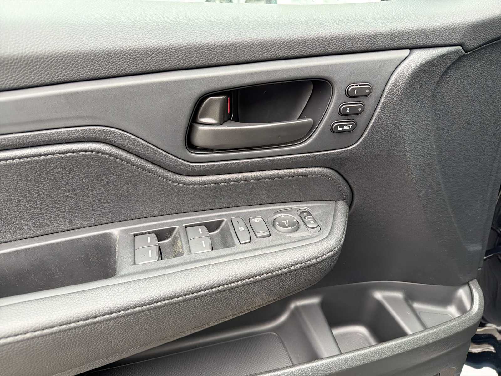 Thumbnail: 2026 Honda Odyssey - 21