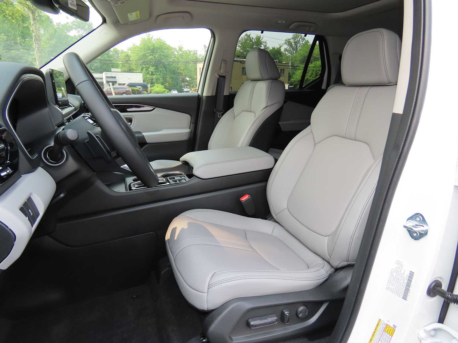 Thumbnail: 2025 Honda Pilot - 12