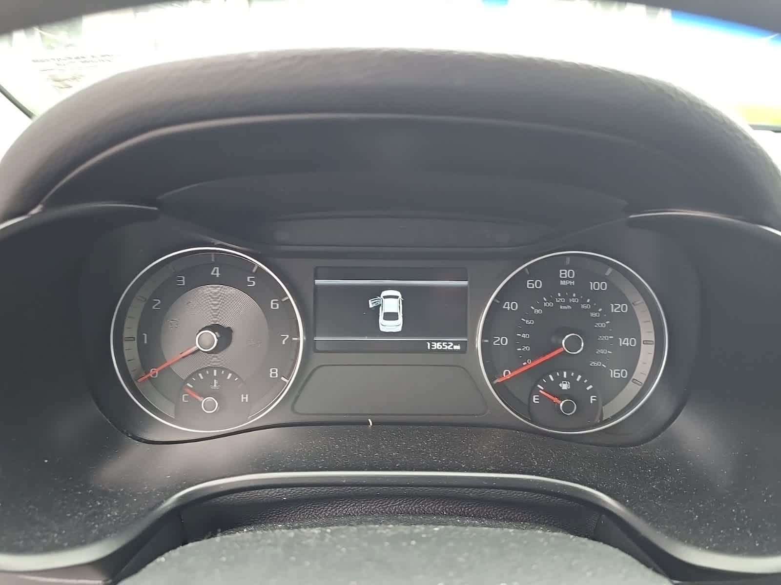 Thumbnail: 2022 Kia Forte - 17