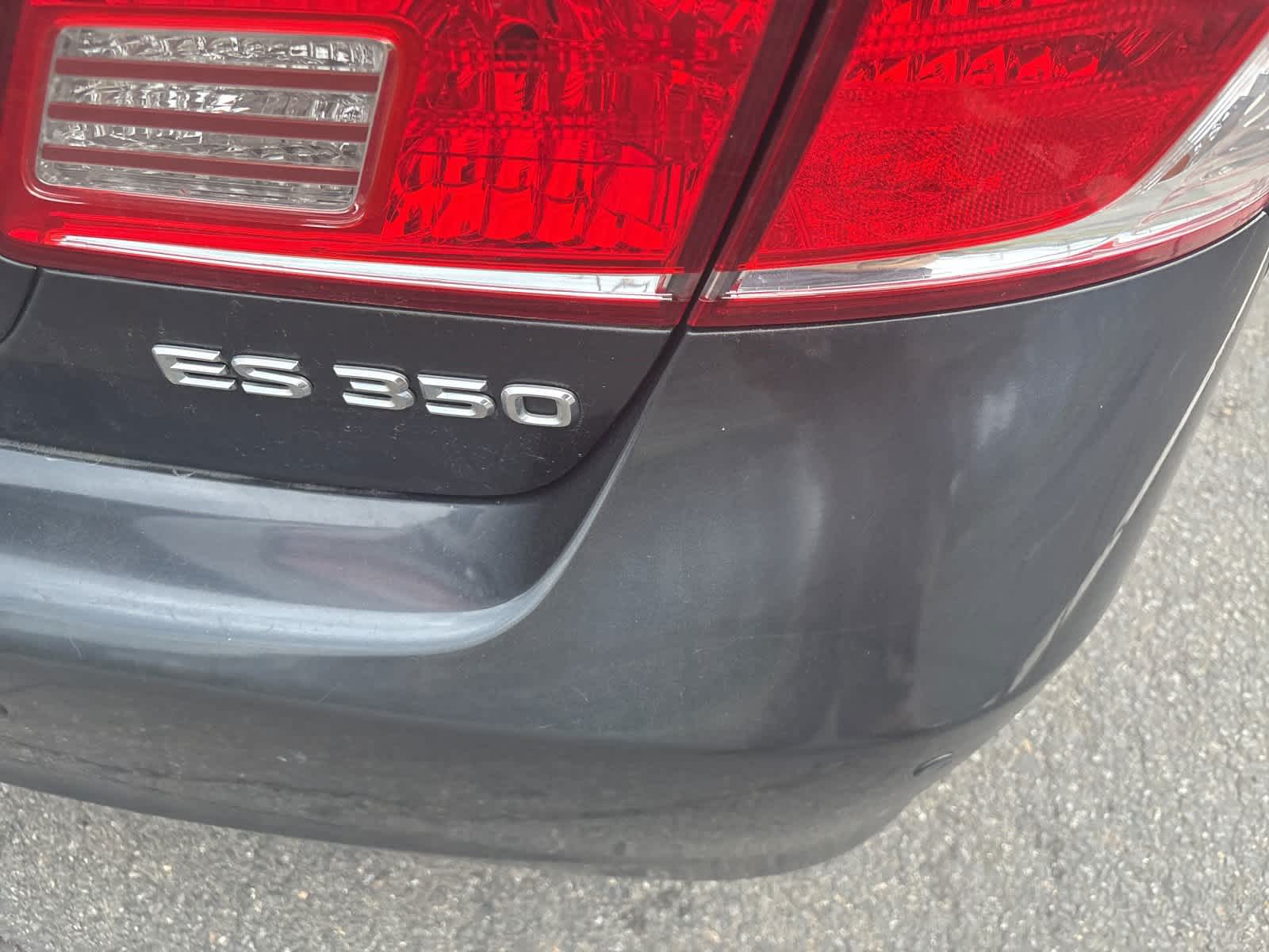 Thumbnail: 2011 Lexus ES - 6