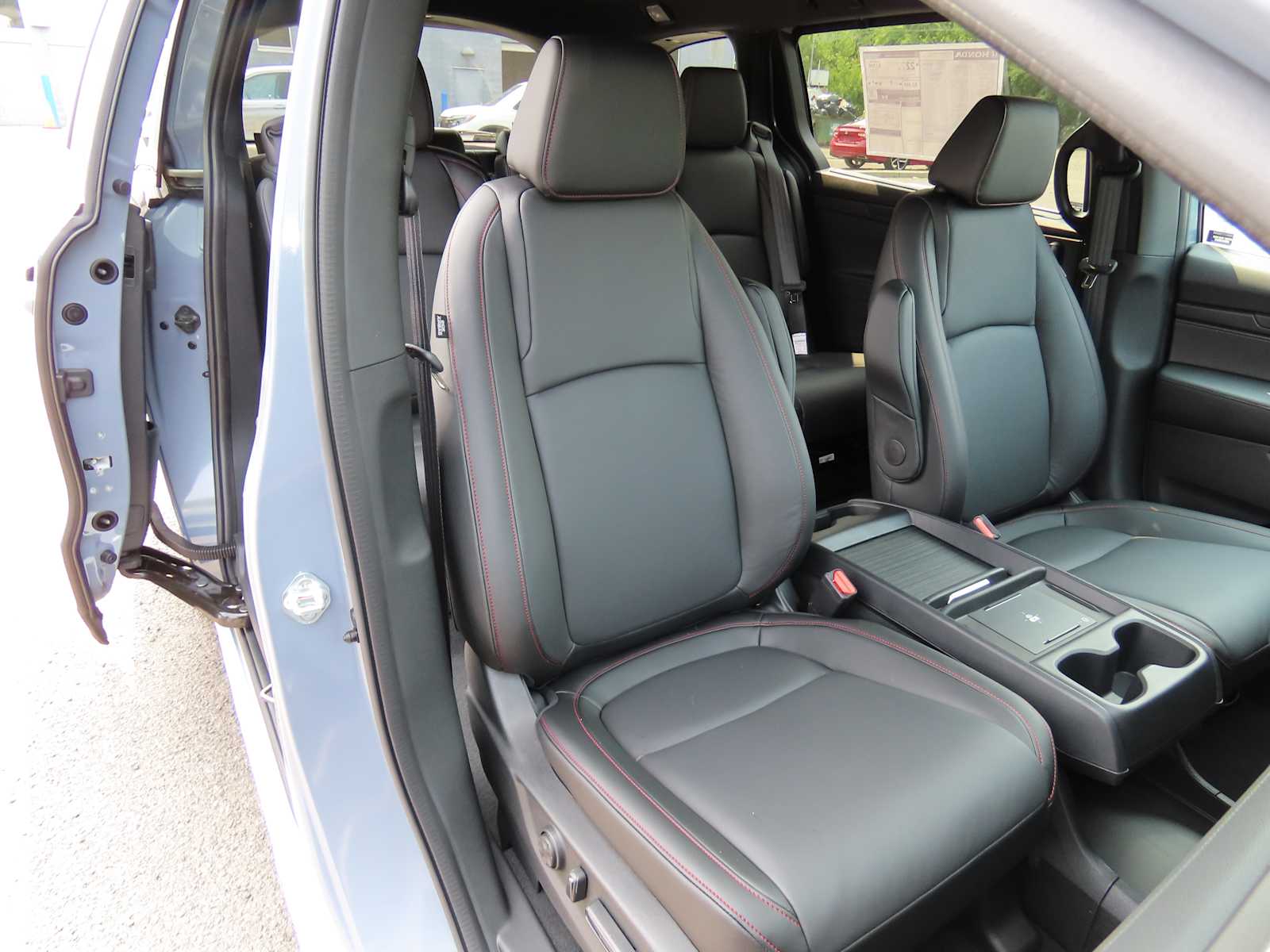 Thumbnail: 2026 Honda Odyssey - 18