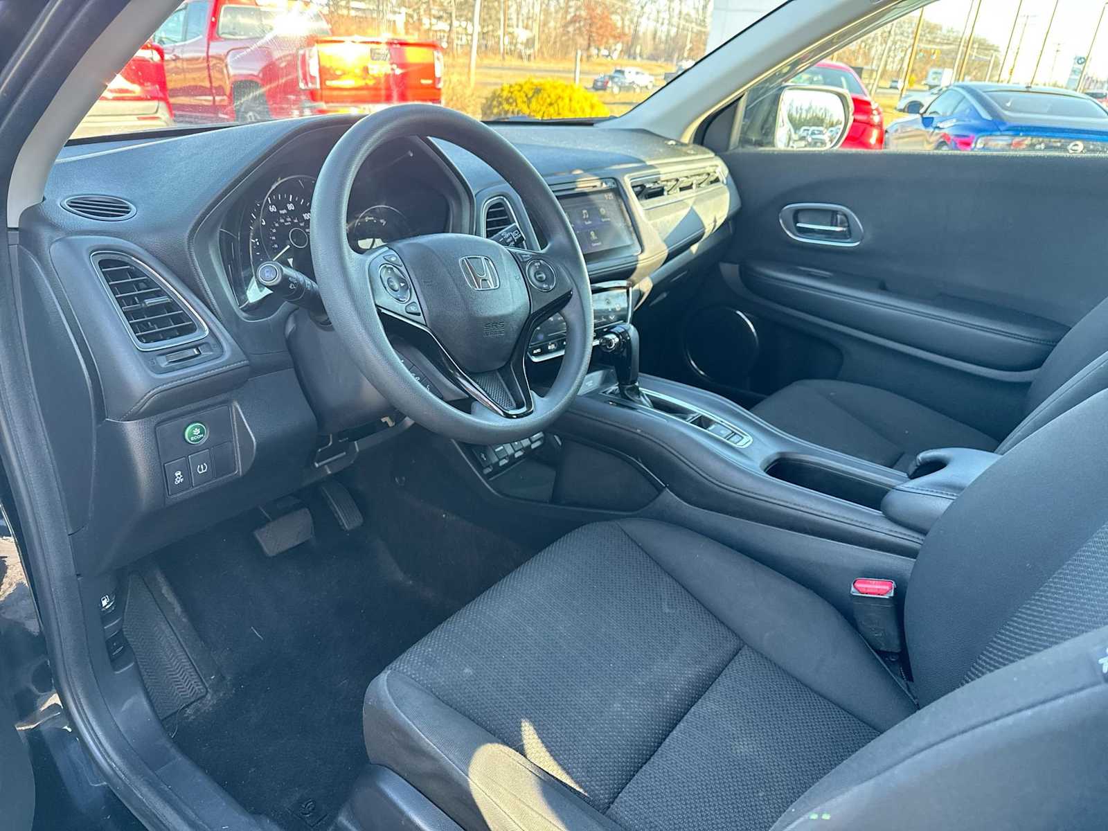 Thumbnail: 2017 Honda HR-V - 10