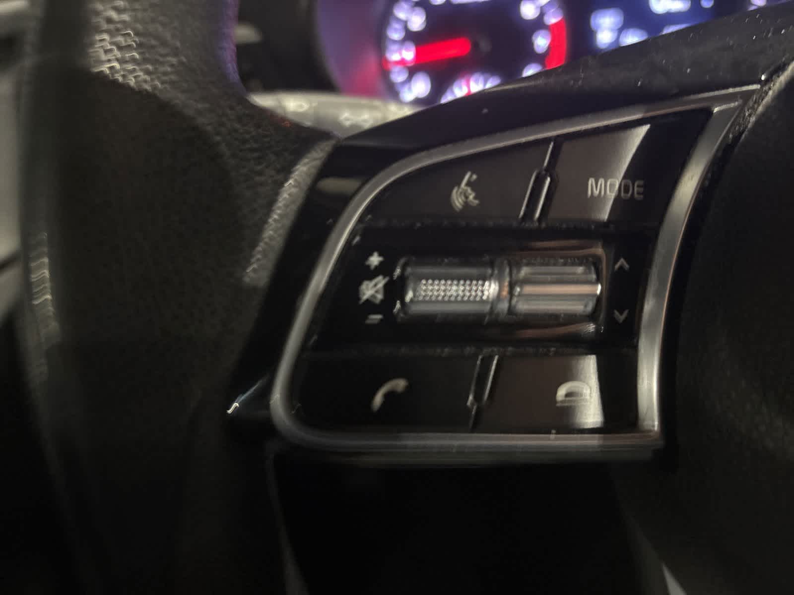 Thumbnail: 2020 Kia Optima - 16