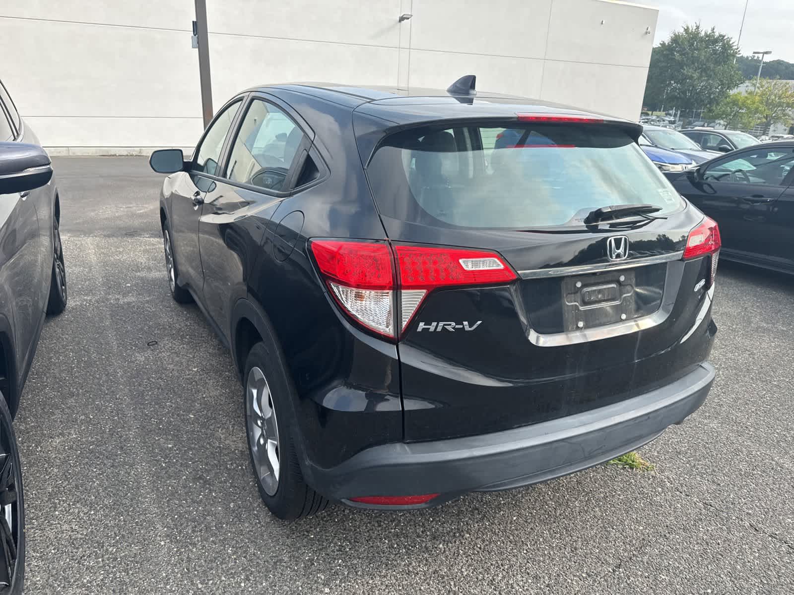 Thumbnail: 2021 Honda HR-V - 3