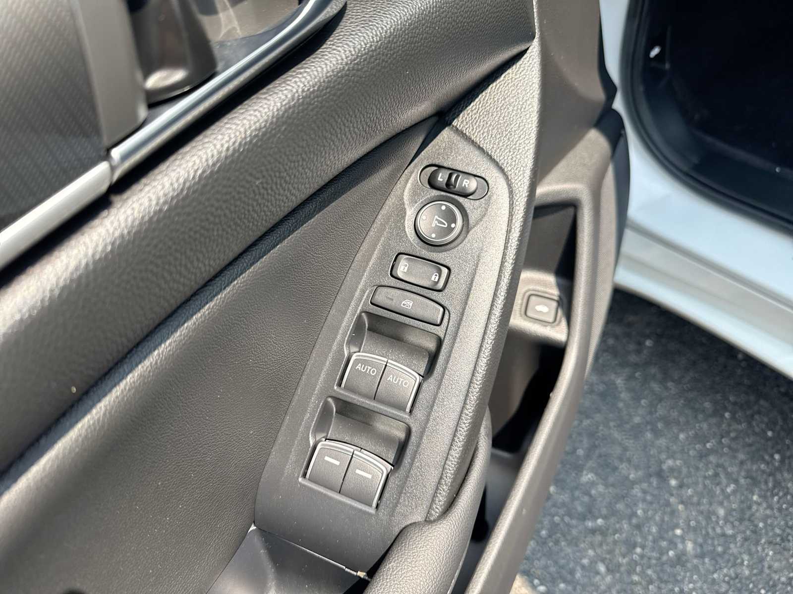 Thumbnail: 2022 Honda Accord - 22