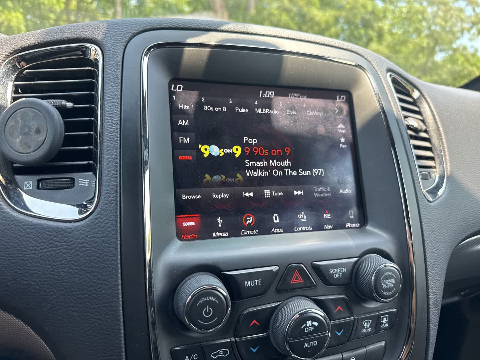 Thumbnail: 2019 Dodge Durango - 15