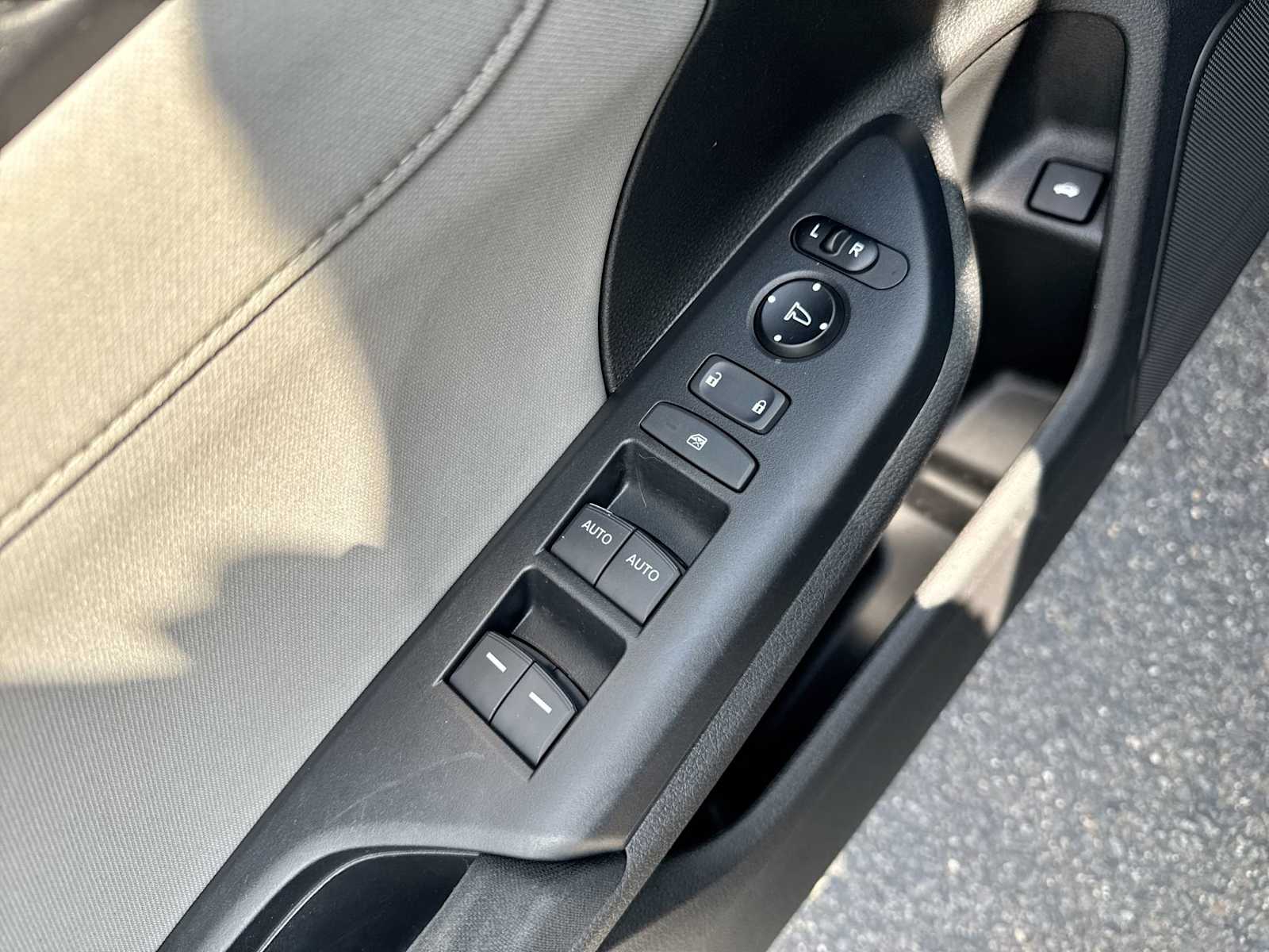 Thumbnail: 2017 Honda Civic - 22