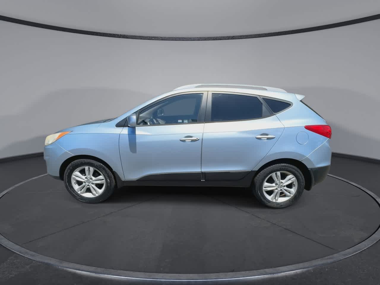Thumbnail: 2011 Hyundai Tucson - 5