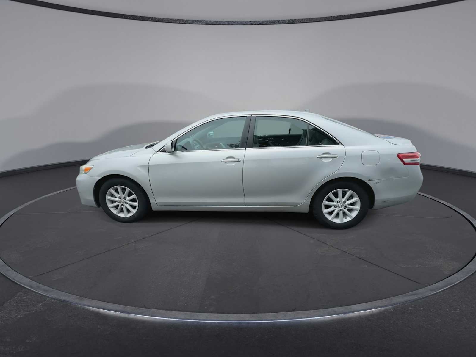 Thumbnail: 2010 Toyota Camry - 5