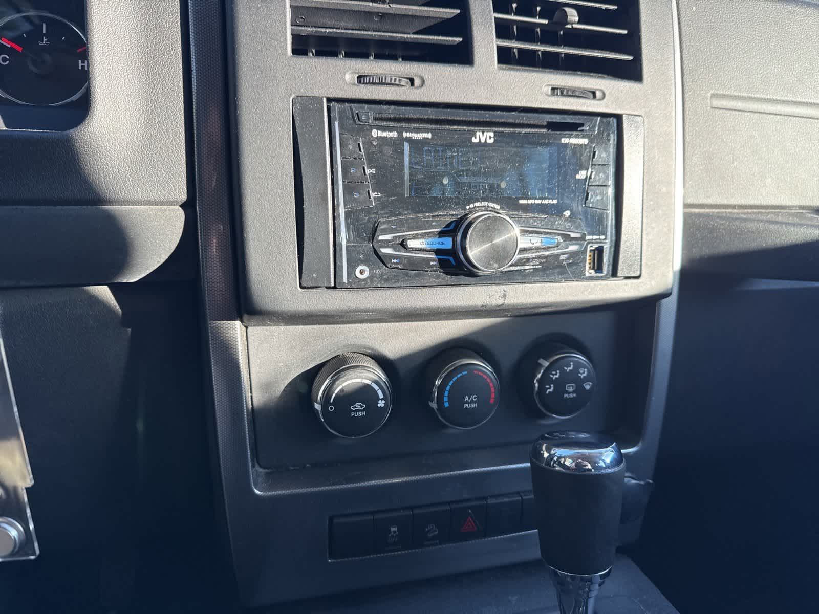 Thumbnail: 2011 Jeep Liberty - 12