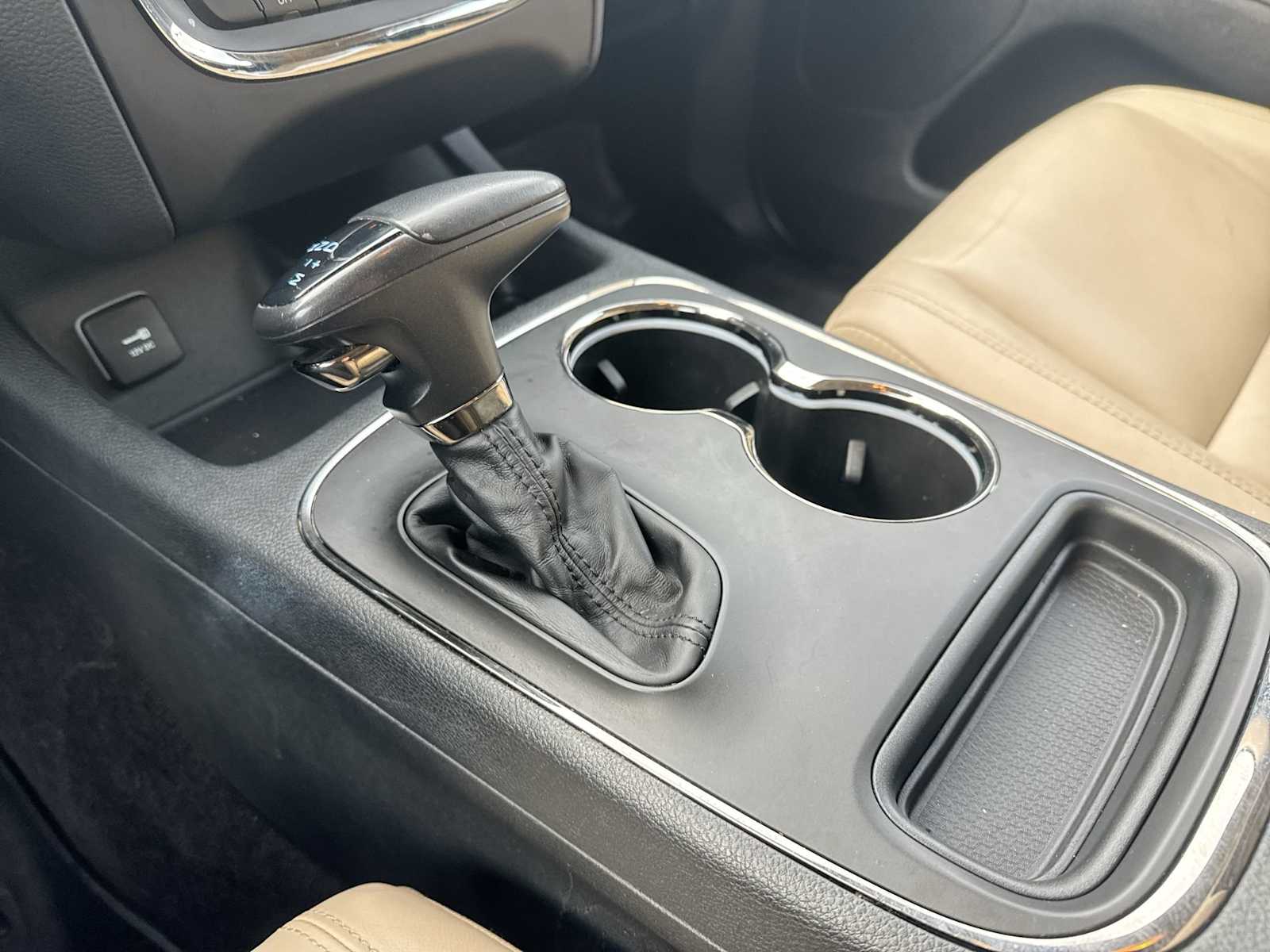 Thumbnail: 2019 Dodge Durango - 31