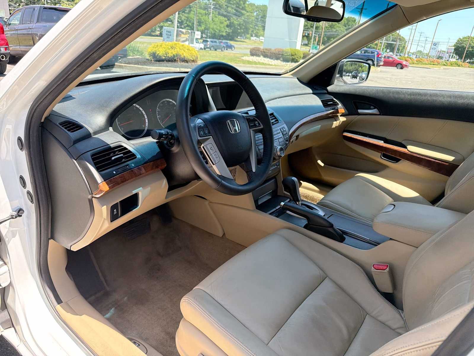 Thumbnail: 2012 Honda Accord - 10