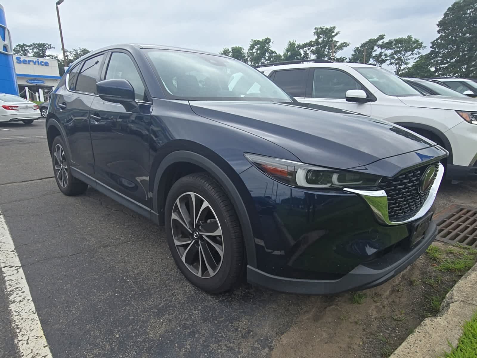 Thumbnail: 2023 Mazda CX-5 - 3