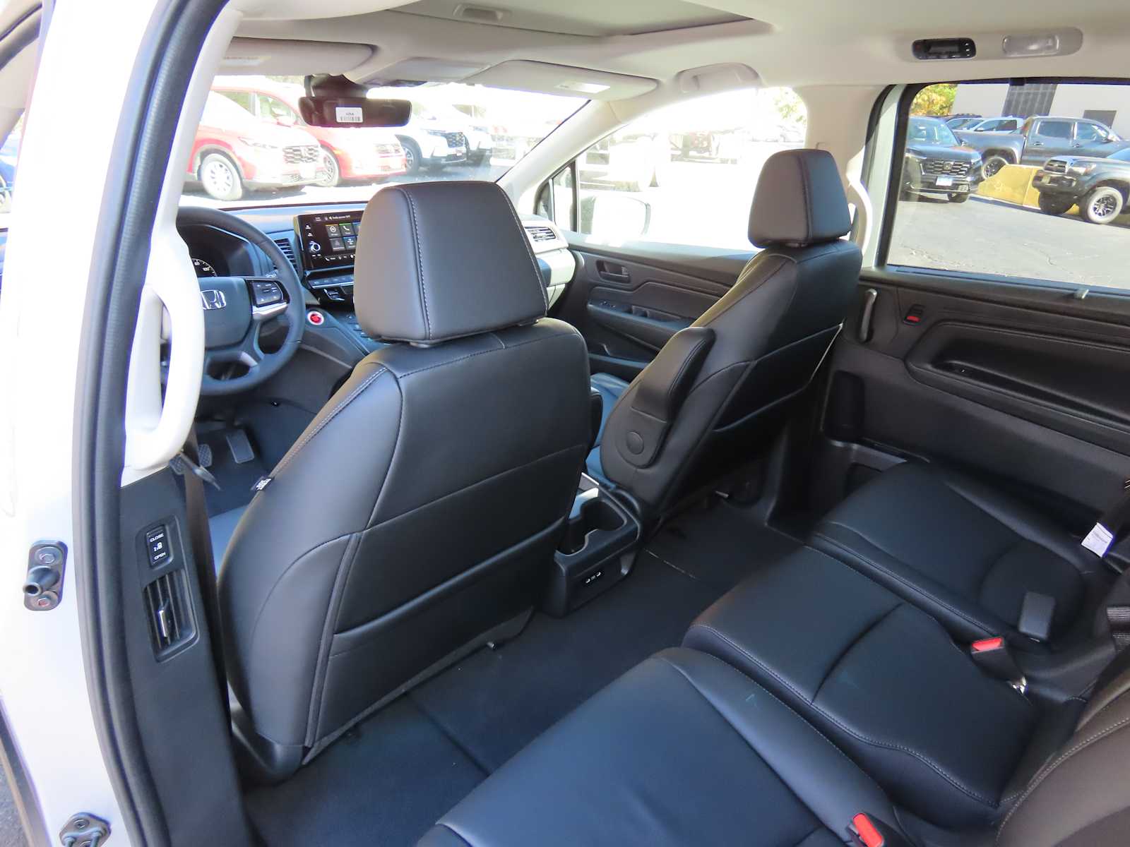 Thumbnail: 2026 Honda Odyssey - 15
