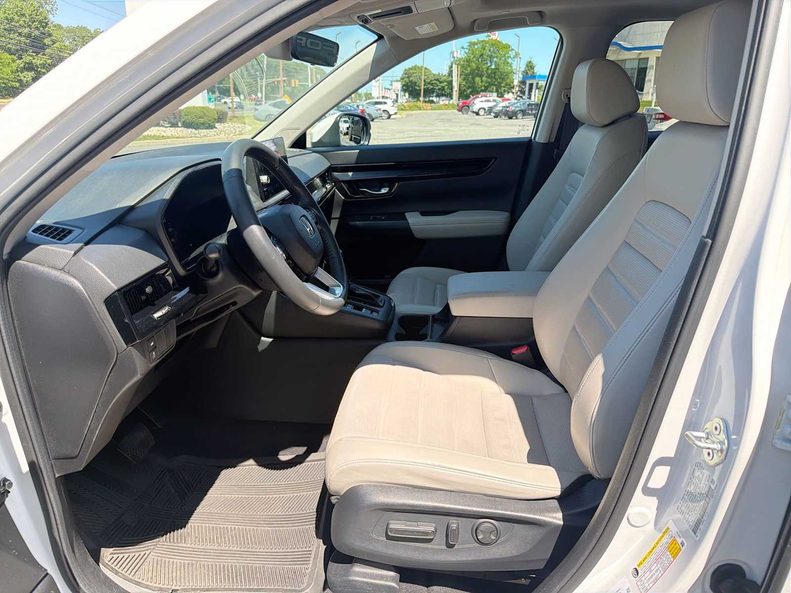 Thumbnail: 2023 Honda CR-V - 11