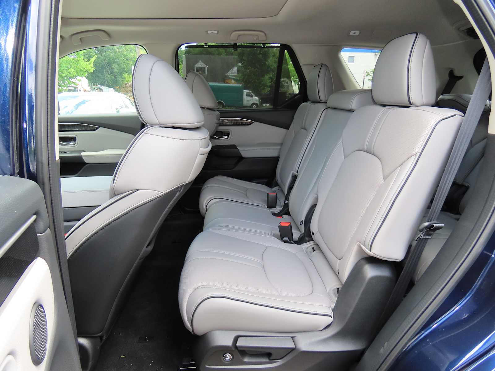 Thumbnail: 2025 Honda Pilot - 13