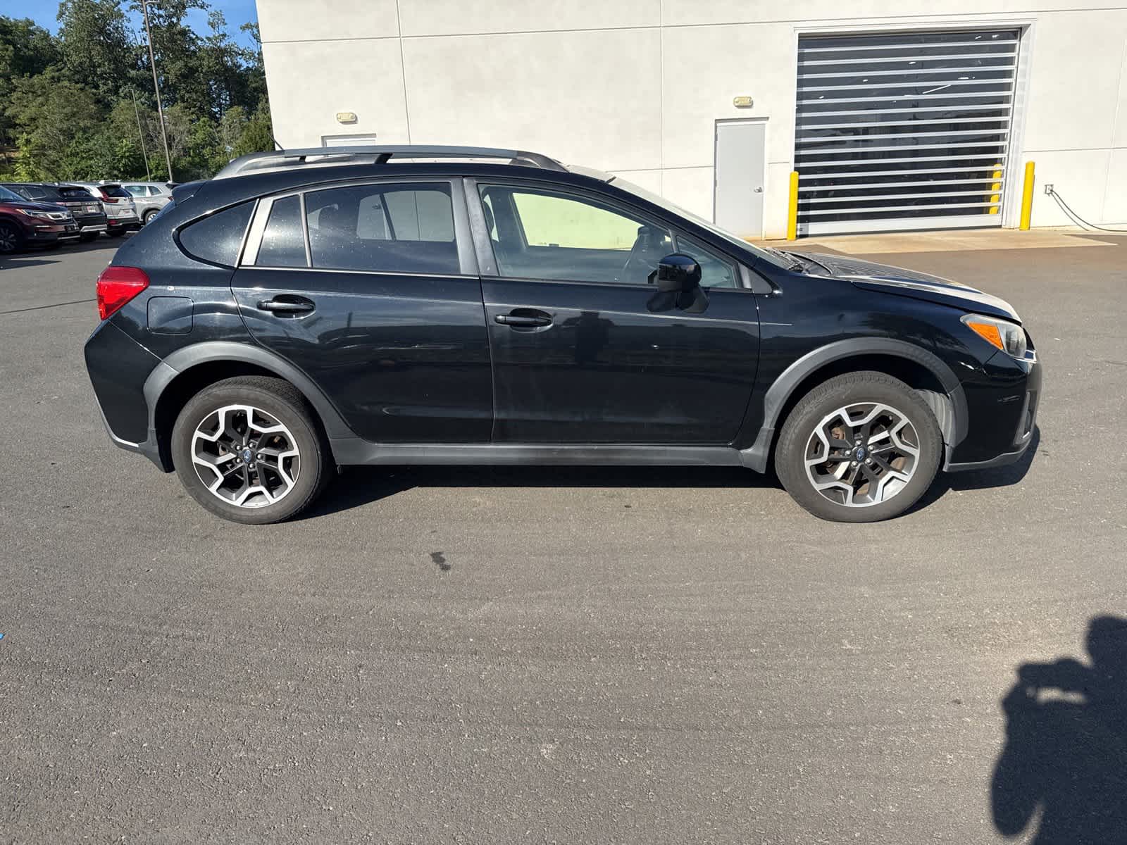 Thumbnail: 2017 Subaru Crosstrek - 6