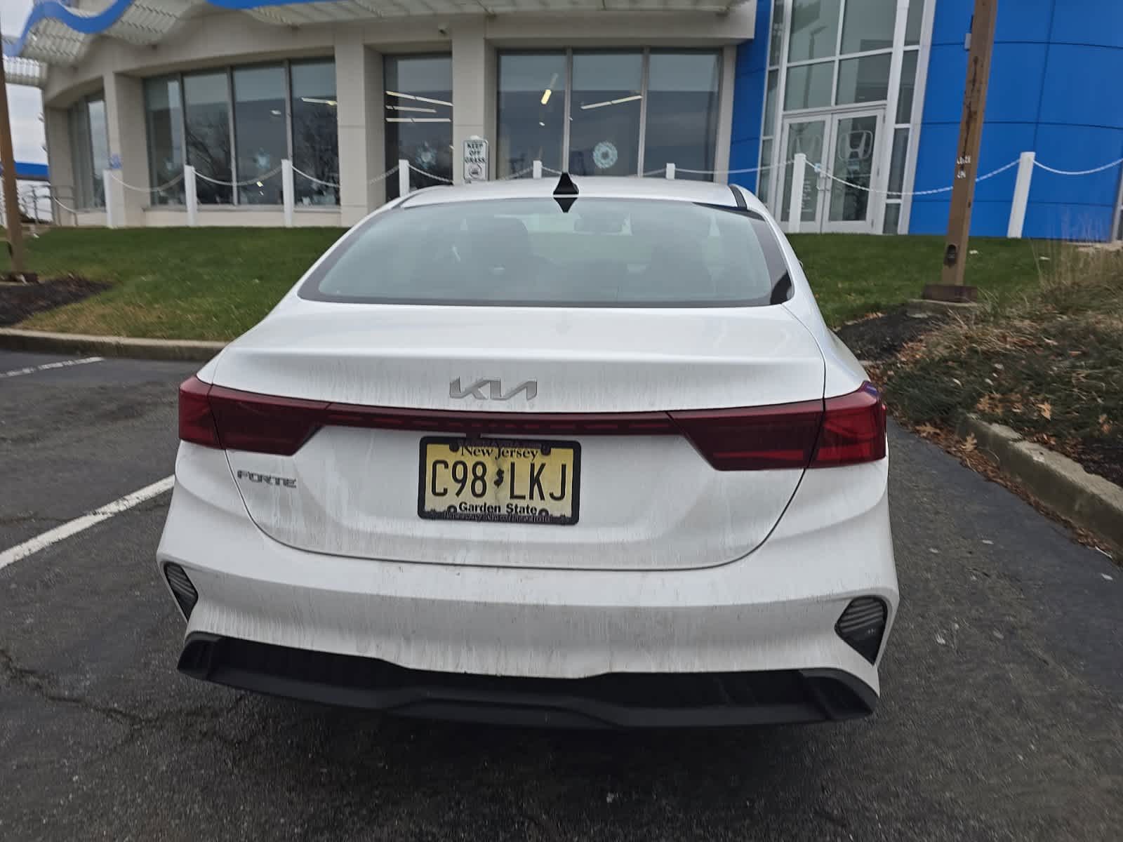 Thumbnail: 2022 Kia Forte - 7