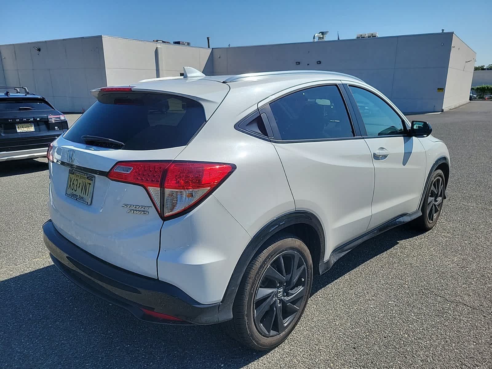 Thumbnail: 2022 Honda HR-V - 5