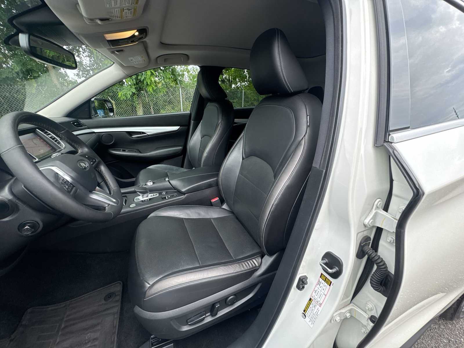 Thumbnail: 2019 INFINITI QX50 - 21