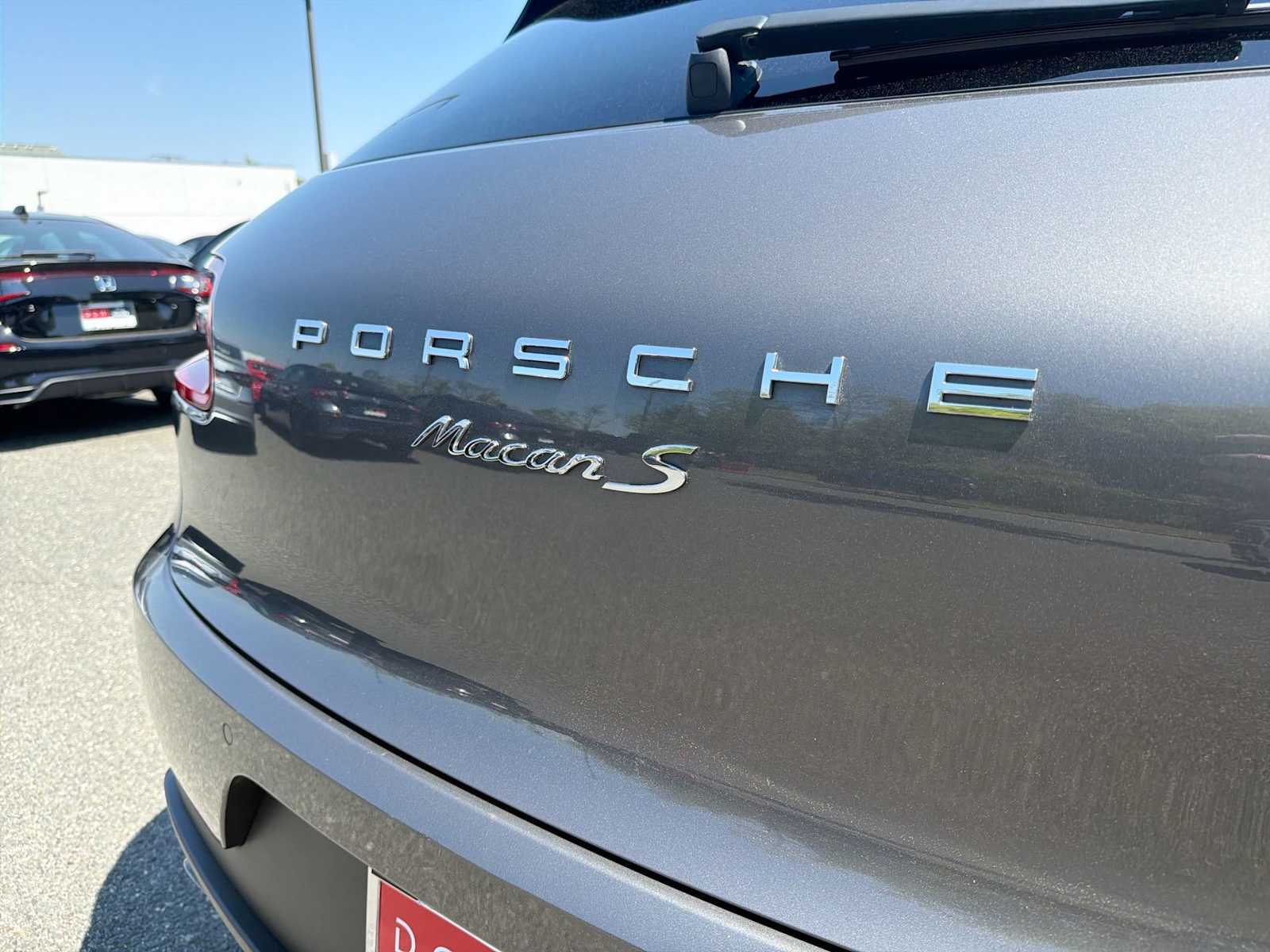 Thumbnail: 2016 Porsche Macan - 18