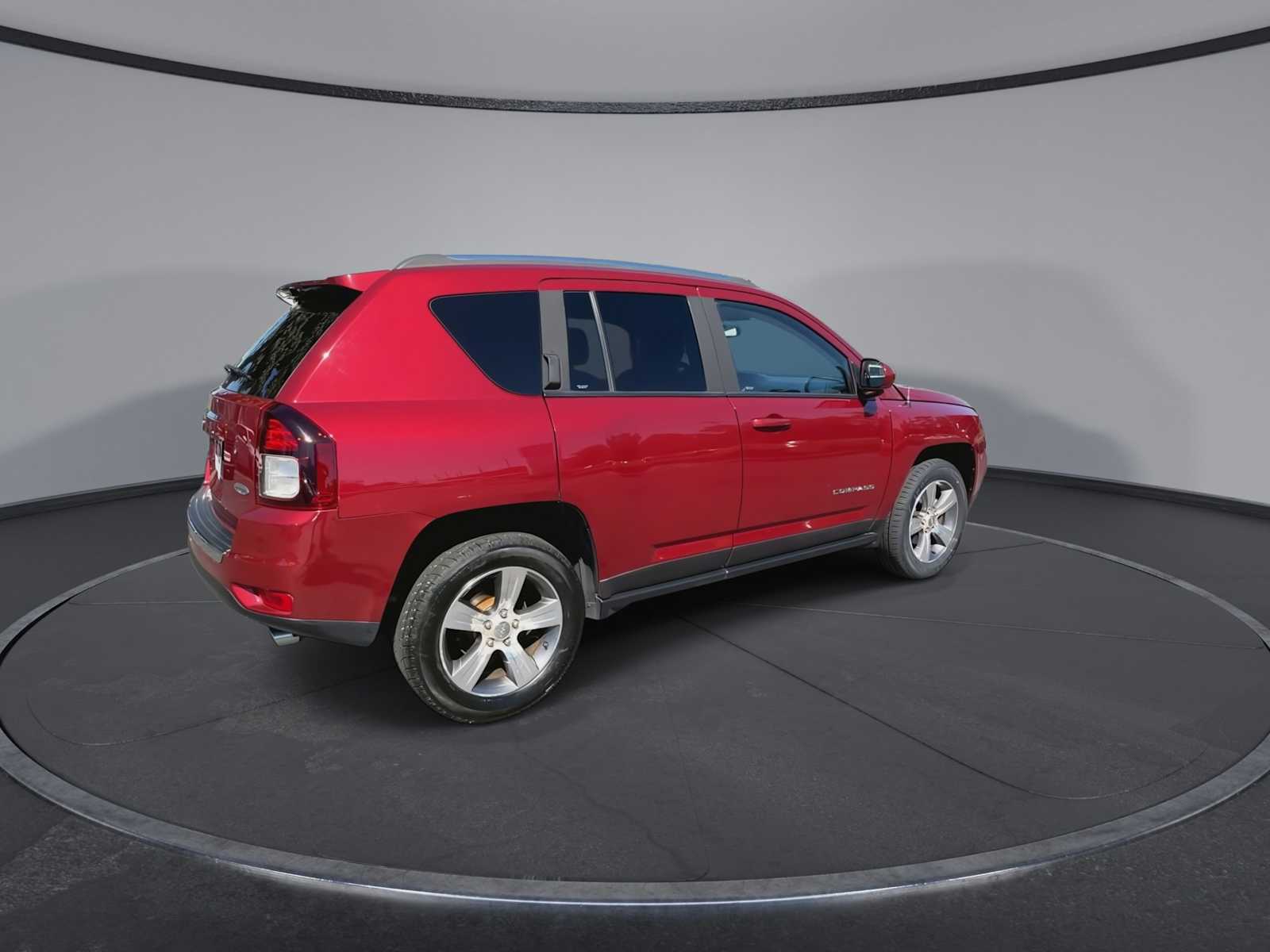 Thumbnail: 2016 Jeep Compass - 8