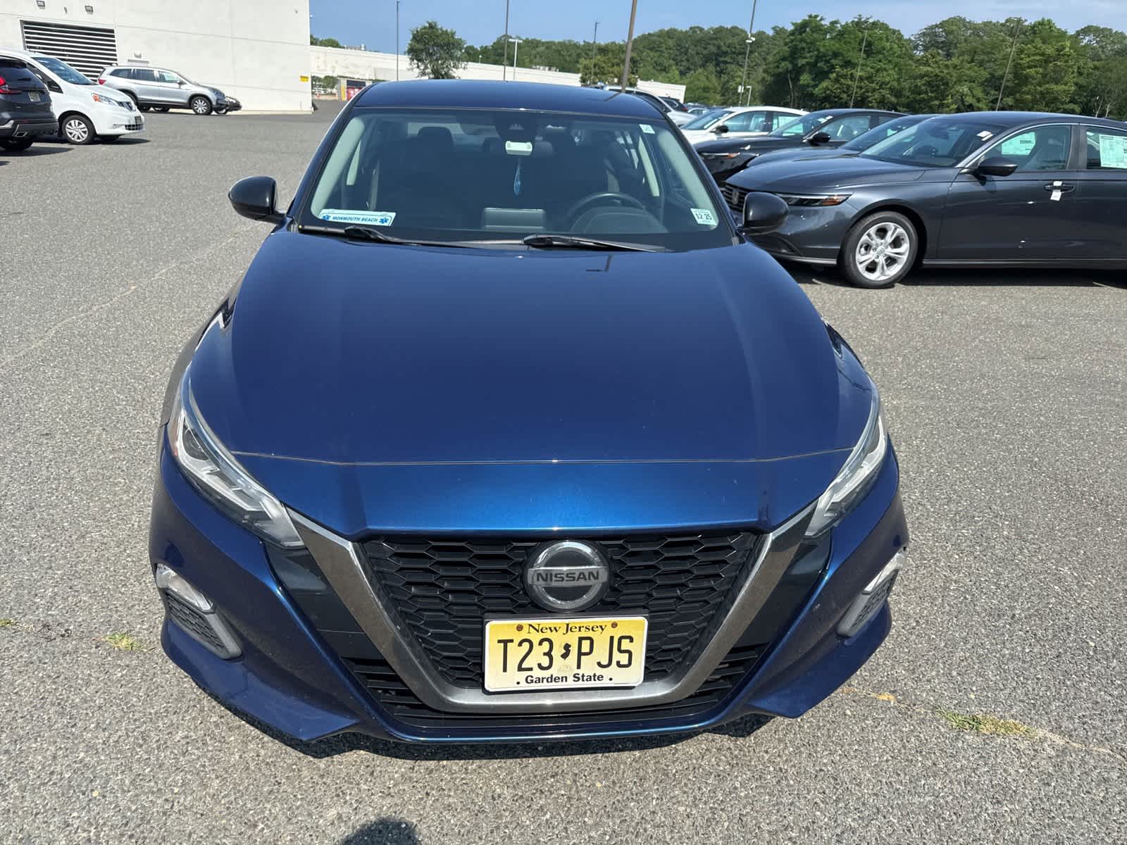 Thumbnail: 2020 Nissan Altima - 8