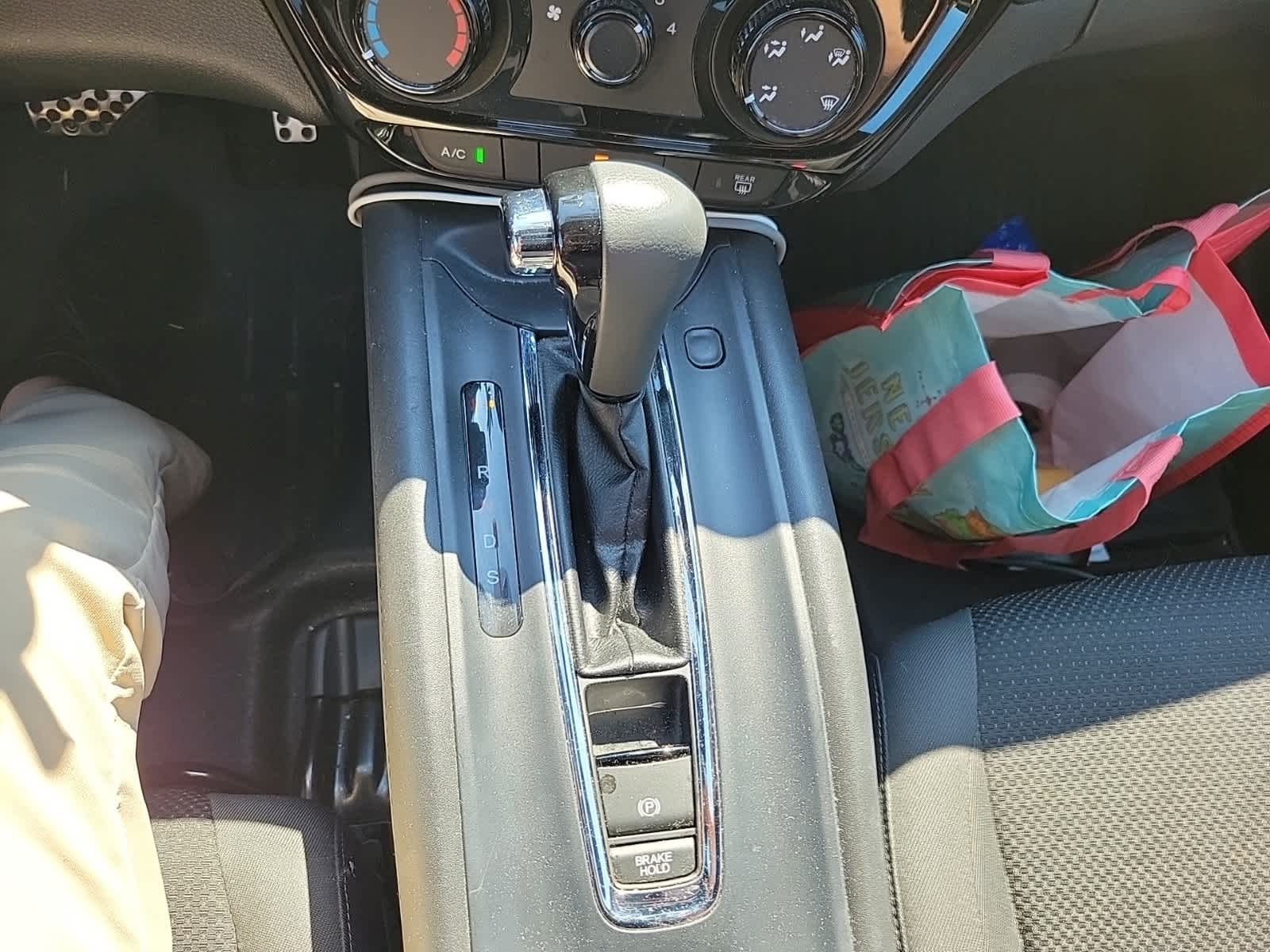 Thumbnail: 2022 Honda HR-V - 21