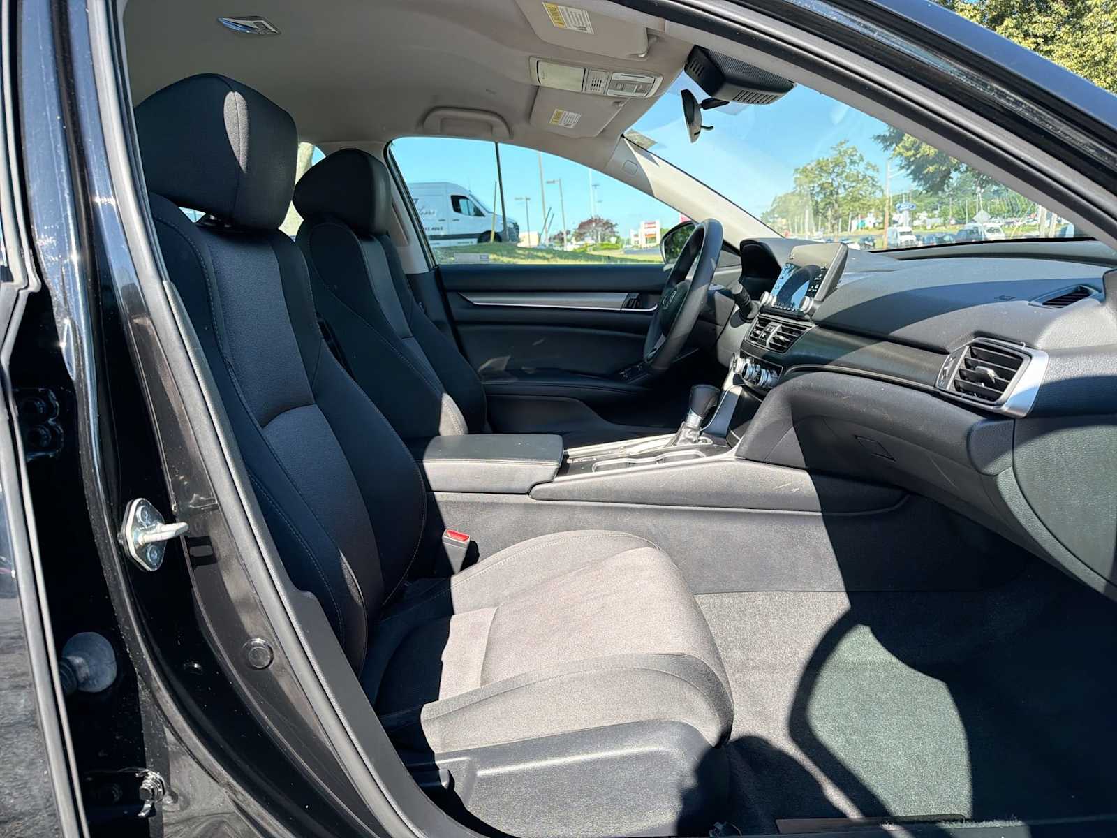 Thumbnail: 2018 Honda Accord - 15