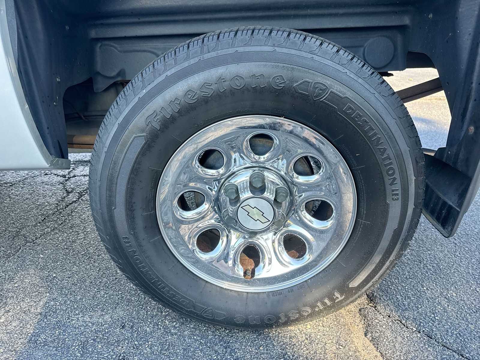 Thumbnail: 2011 Chevrolet Silverado 1500 - 16