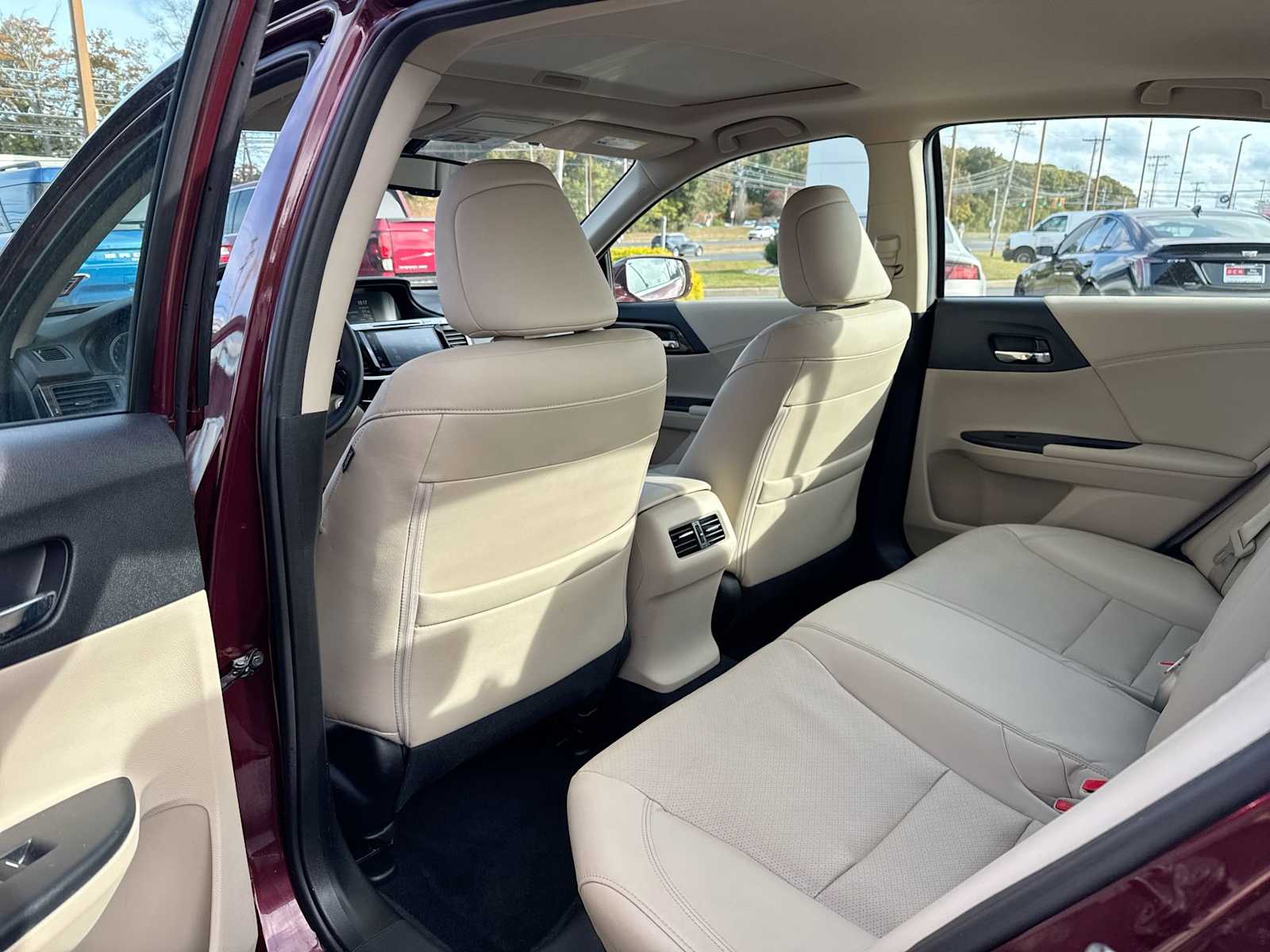 Thumbnail: 2017 Honda Accord - 12