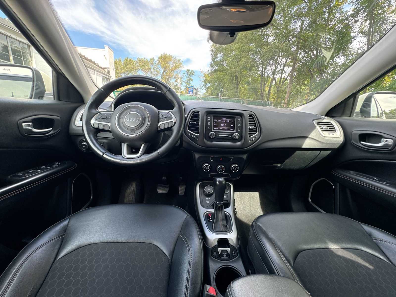 Thumbnail: 2018 Jeep Compass - 20