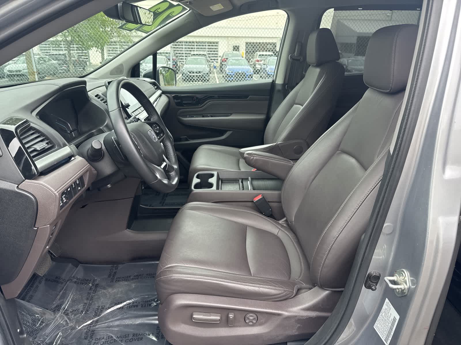 Thumbnail: 2022 Honda Odyssey - 12