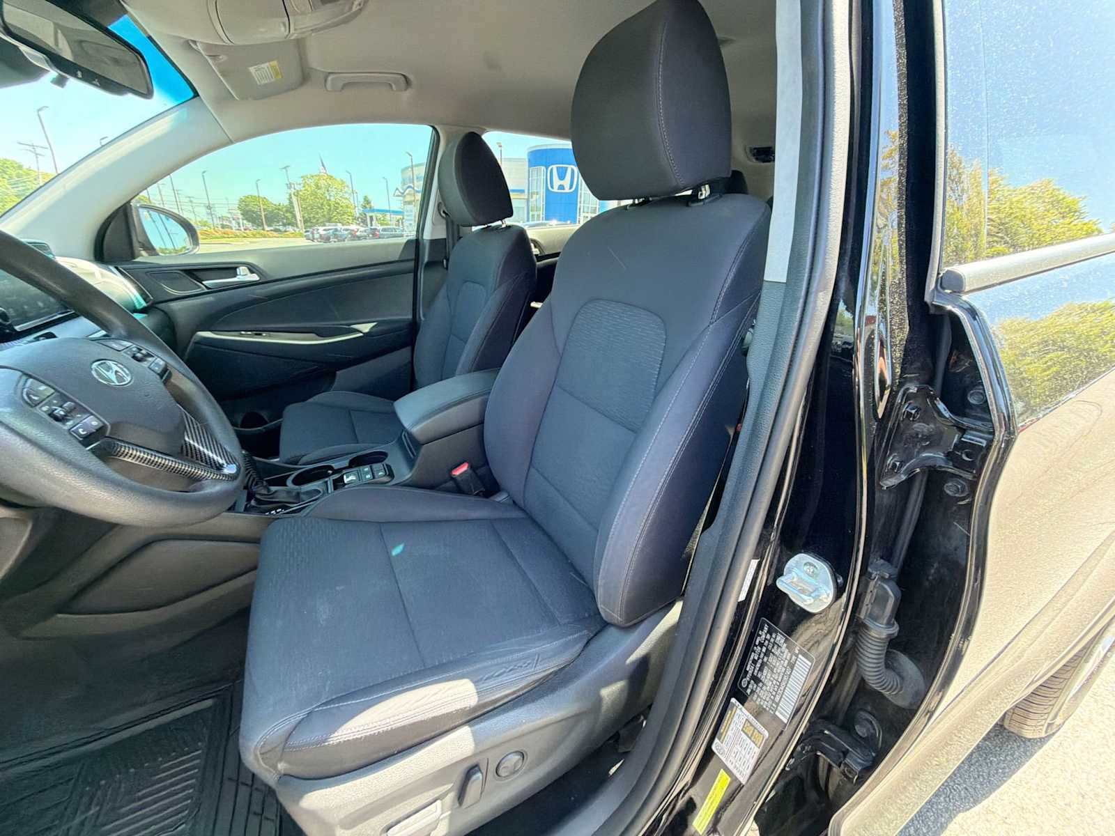 Thumbnail: 2019 Hyundai Tucson - 21