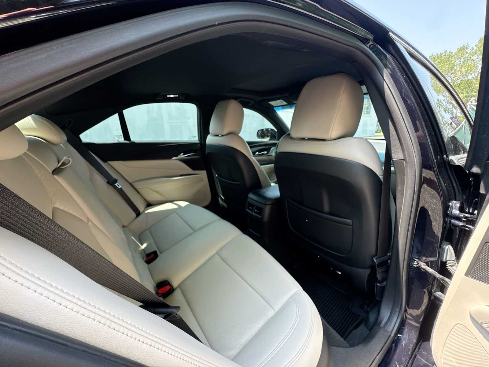 Thumbnail: 2020 Cadillac CT4 - 14