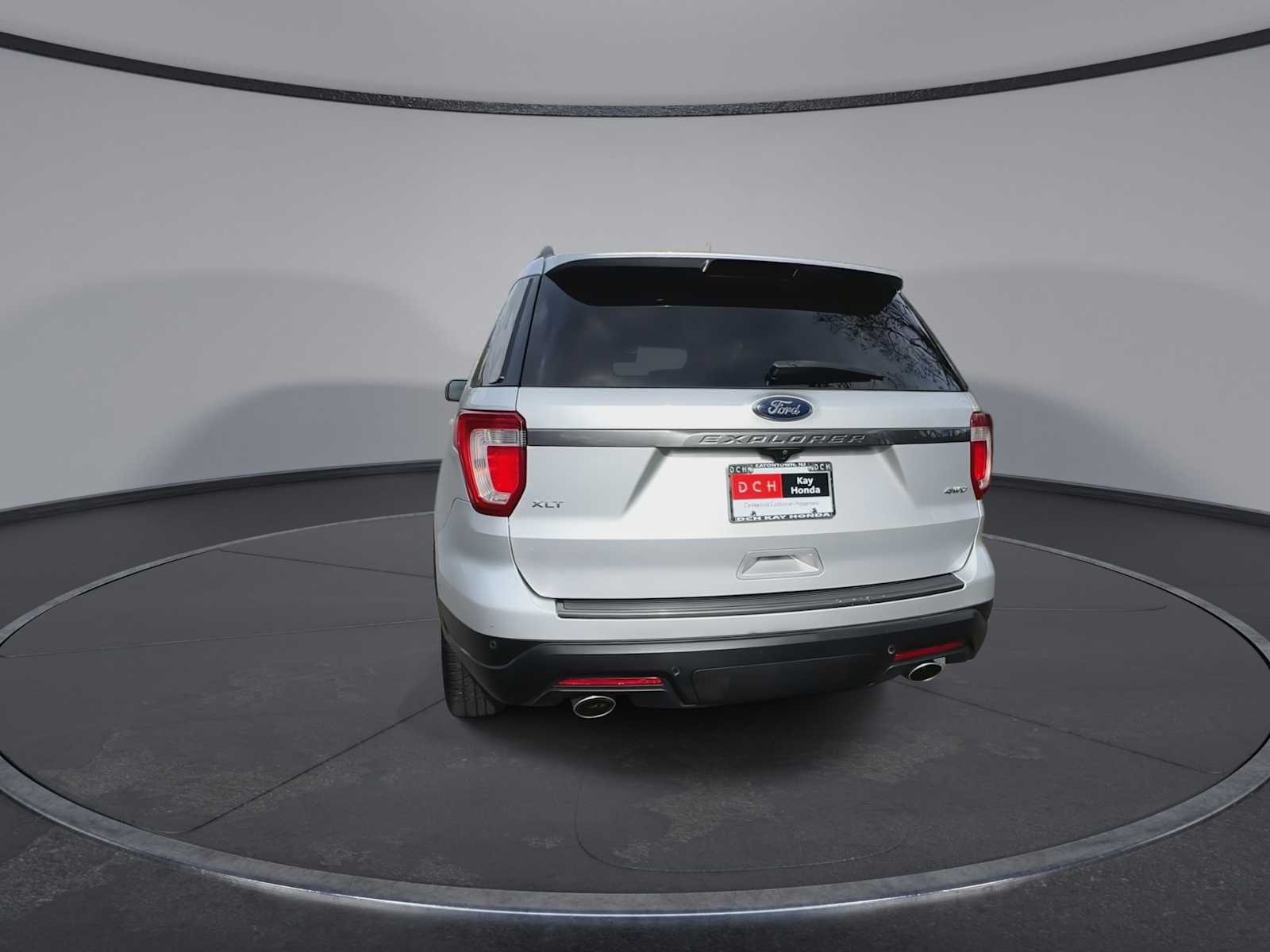 Thumbnail: 2019 Ford Explorer - 7